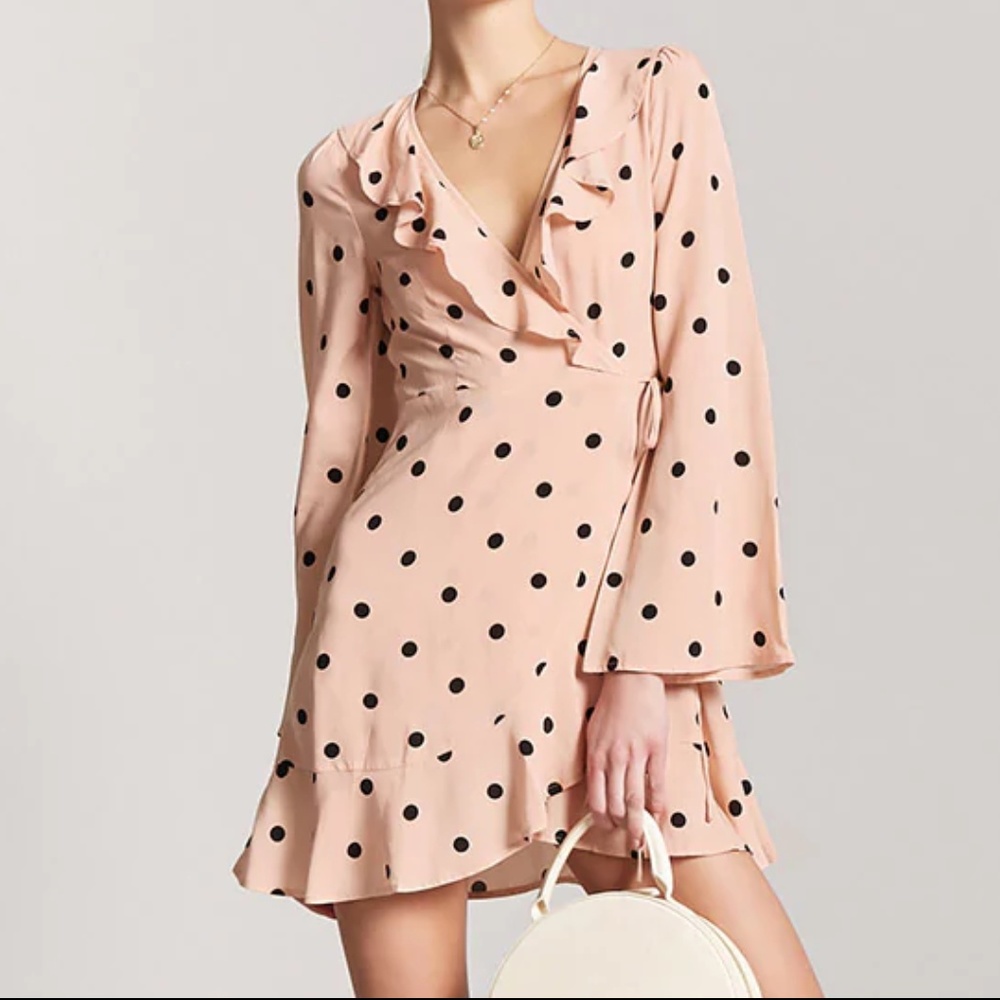 *NWT* Polka Dot Ruffle Wrap Dress